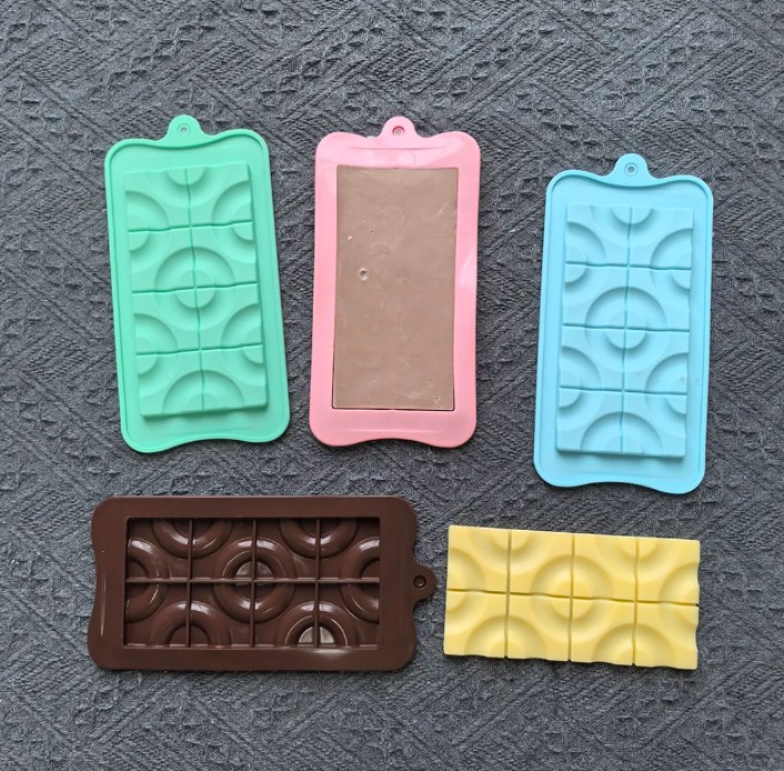 Sea Animal Fish Shape Silicone Mold – Food-Grade DIY Fondant & Candy Mold